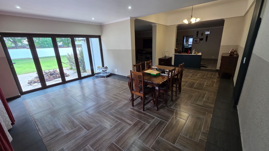 6 Bedroom Property for Sale in Sasolburg Ext 23 Free State